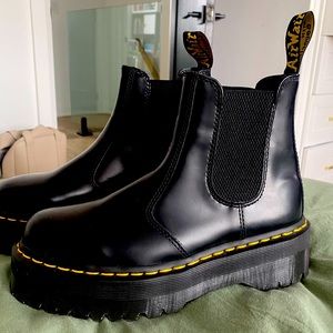 Dr. Martens 2976 quad womens size 8 never worn